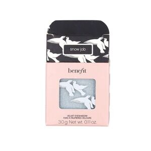 Benefit - Snow Job - Velvet Eyeshadow Single